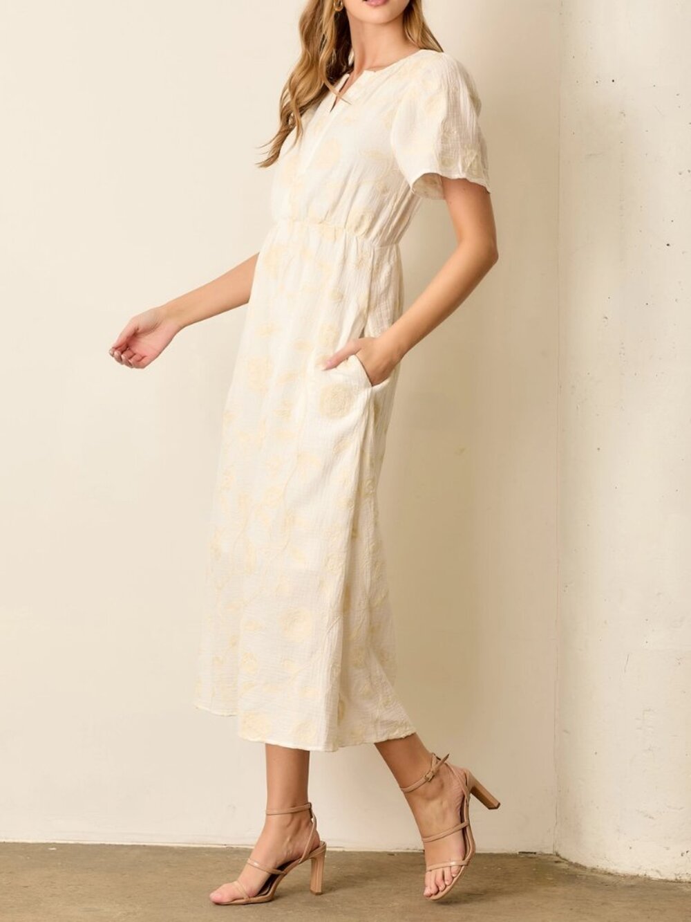 Cream Textured Midi Dress with Subtle Yellow Floral Embroidery - Pologram - Picture 3 of 4